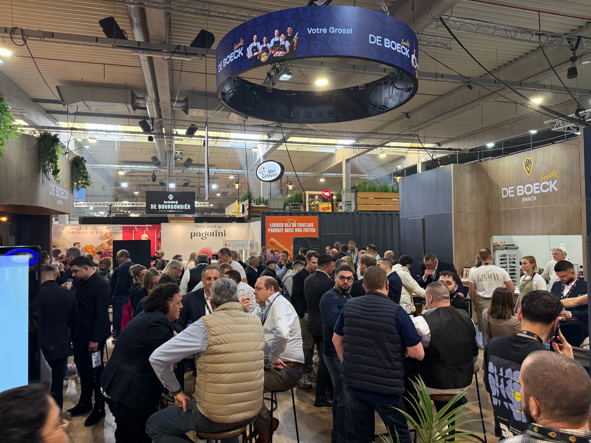Le stand De Boeck Foods Snack & Horeca bondé lors du dernier salon